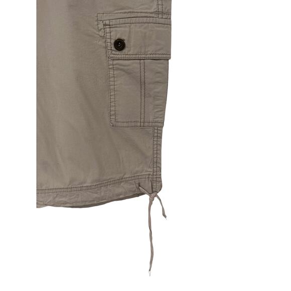 Dressbarn Women's Khaki Capri - Size: 16 - Picture 2 of 7